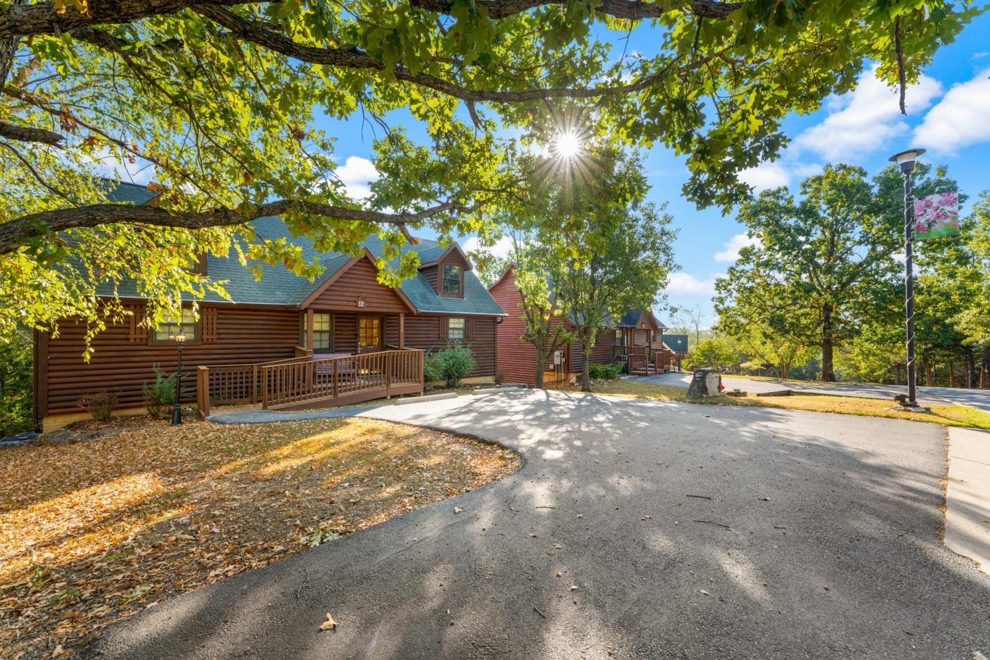 Ozarks Oasis Cabin Villa Branson Exterior photo