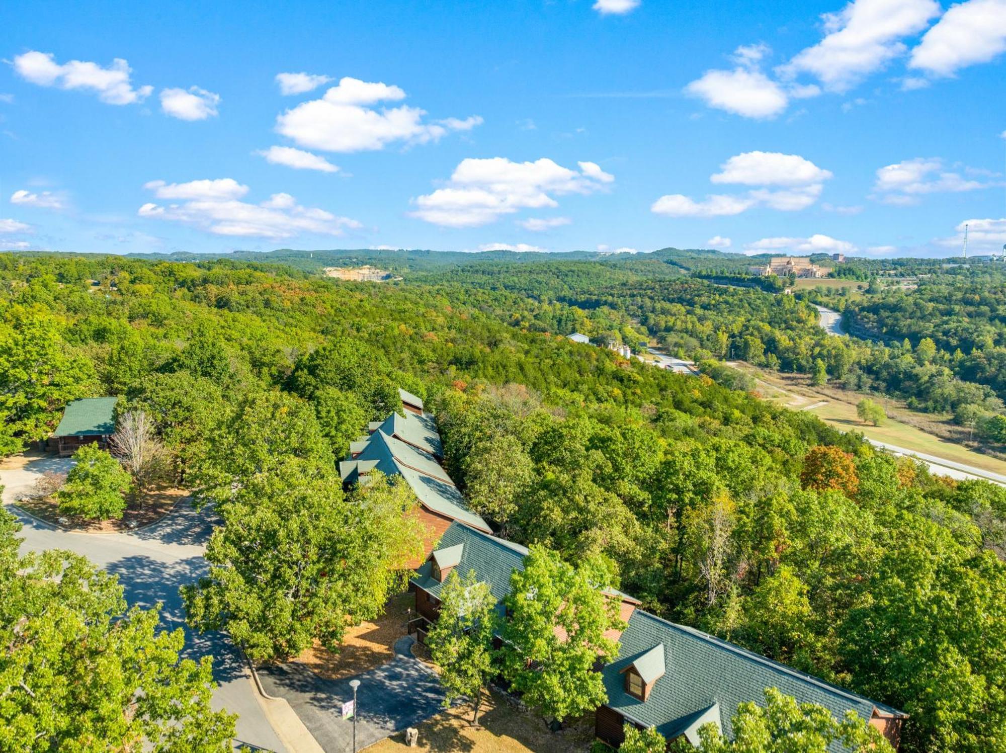 Ozarks Oasis Cabin Villa Branson Exterior photo